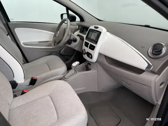 RENAULT ZOE - voiture d'occasion - Photo 10