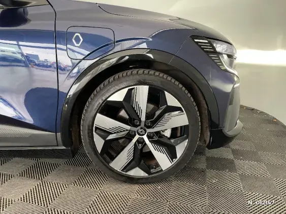 RENAULT MEGANE V - voiture d'occasion - Photo 8