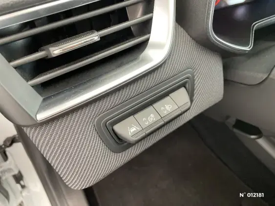RENAULT CLIO V - voiture d'occasion - Photo 15