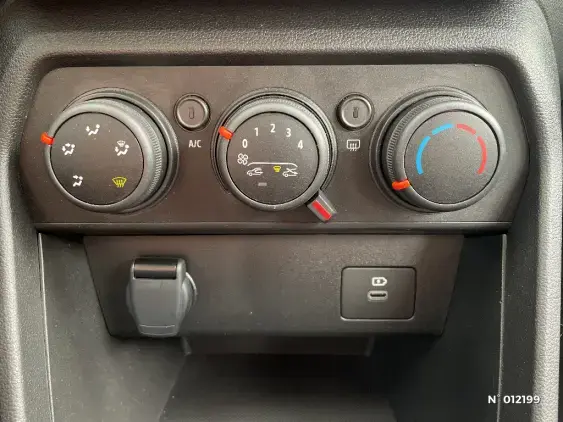 DACIA SANDERO III - voiture d'occasion - Photo 15