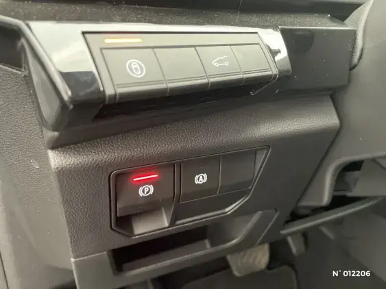 RENAULT AUSTRAL - voiture d'occasion - Photo 15