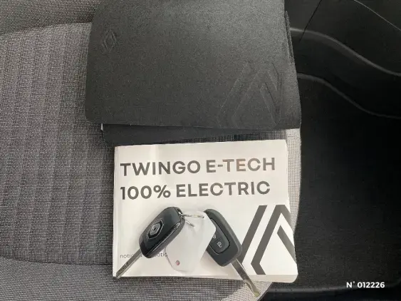 RENAULT TWINGO ELECTRIQUE III - voiture d'occasion - Photo 23