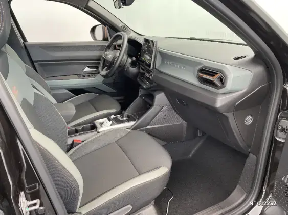 DACIA DUSTER III - voiture d'occasion - Photo 10