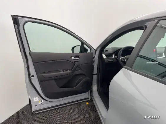 RENAULT CAPTUR II - voiture d'occasion - Photo 11
