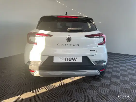 RENAULT CAPTUR II - voiture d'occasion - Photo 6