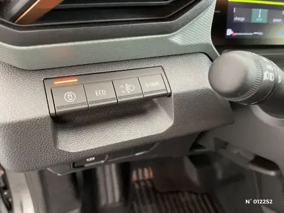 DACIA DUSTER III - voiture d'occasion - Photo 15