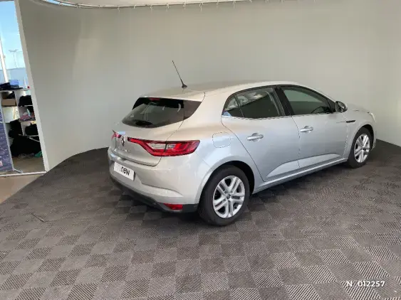 RENAULT MEGANE IV - voiture d'occasion - Photo 4