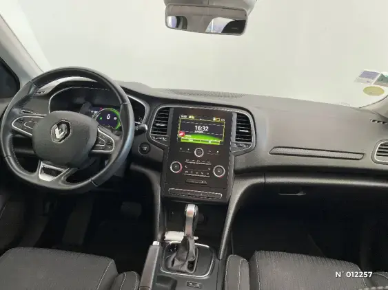 RENAULT MEGANE IV - voiture d'occasion - Photo 9