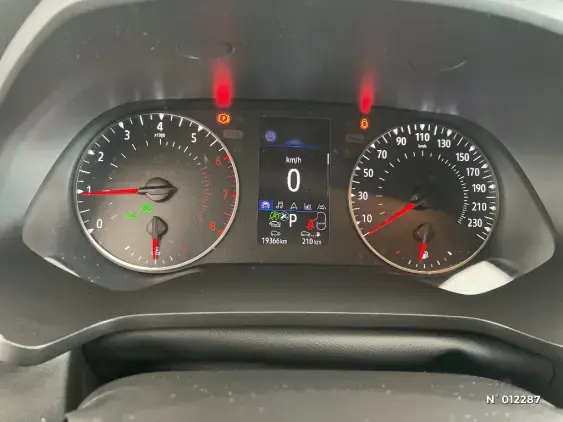 RENAULT CAPTUR II - voiture d'occasion - Photo 11