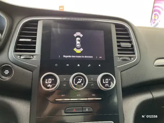 RENAULT MEGANE IV - voiture d'occasion - Photo 14