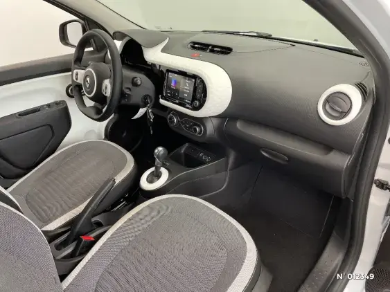 RENAULT TWINGO ELECTRIQUE III - voiture d'occasion - Photo 10