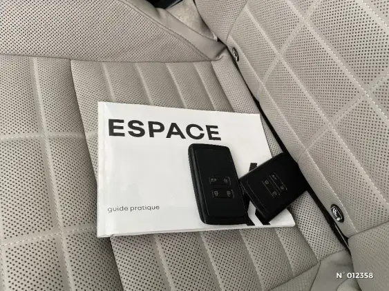 RENAULT ESPACE VI - voiture d'occasion - Photo 26