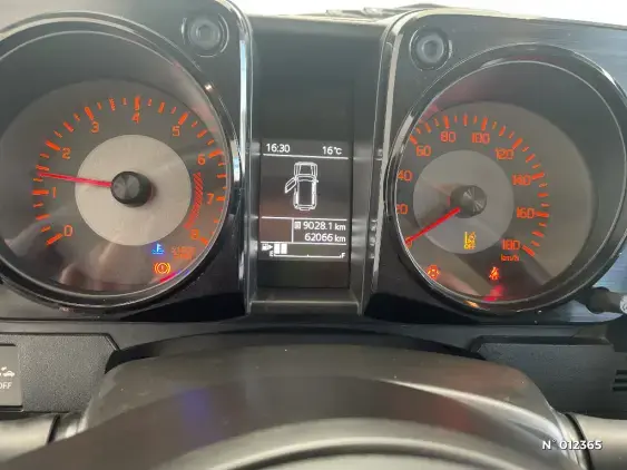 SUZUKI JIMNY IV - voiture d'occasion - Photo 11