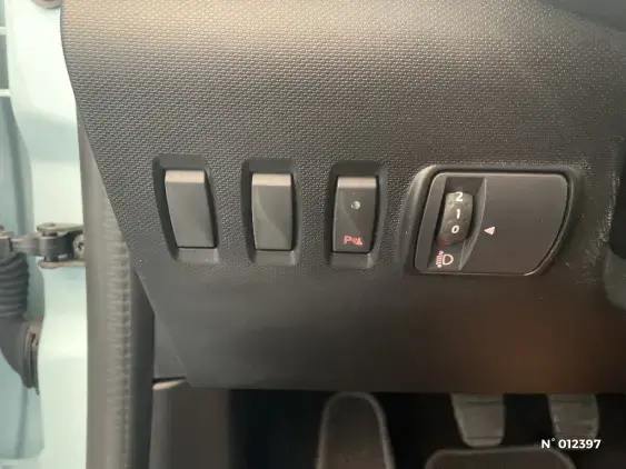 RENAULT TWINGO III - voiture d'occasion - Photo 14