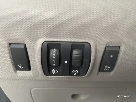 RENAULT ZOE - voiture d'occasion - Photo 14