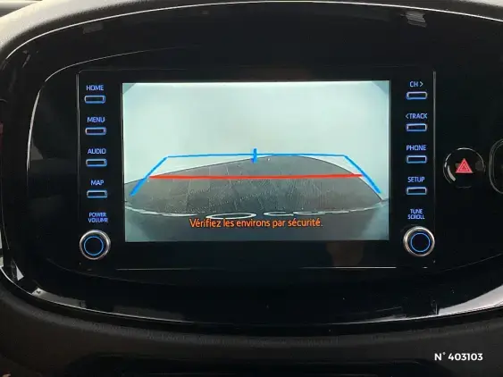 TOYOTA AYGO X - voiture d'occasion - Photo 14