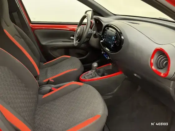 TOYOTA AYGO X - voiture d'occasion - Photo 10