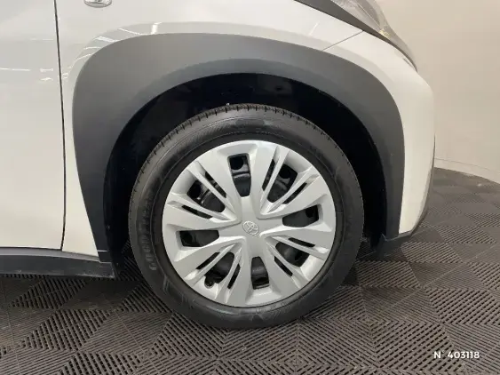 TOYOTA AYGO X - voiture d'occasion - Photo 8