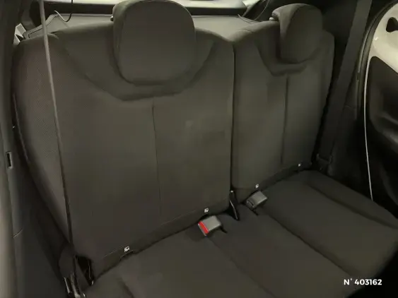 TOYOTA AYGO X - voiture d'occasion - Photo 11