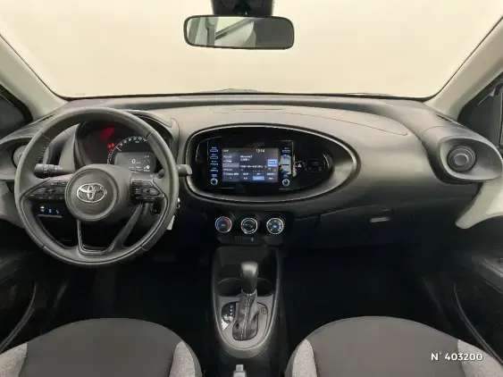 TOYOTA AYGO X - voiture d'occasion - Photo 9