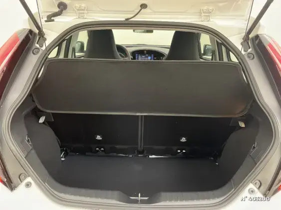 TOYOTA AYGO X - voiture d'occasion - Photo 7