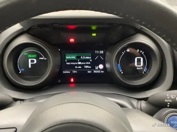 TOYOTA YARIS IV - voiture d'occasion - Photo 12