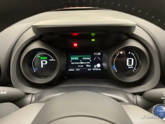 TOYOTA YARIS CROSS I - voiture d'occasion - Photo 12