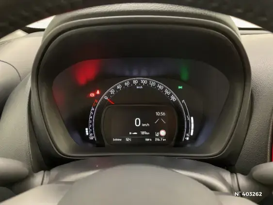 TOYOTA AYGO X - voiture d'occasion - Photo 12