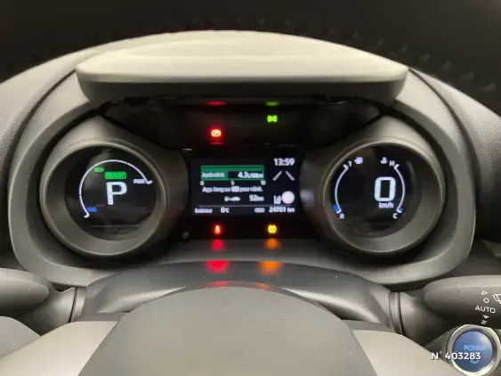 TOYOTA YARIS IV - voiture d'occasion - Photo 12