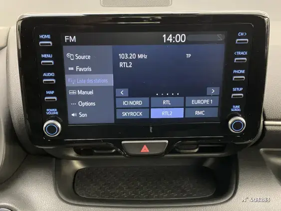 TOYOTA YARIS IV - voiture d'occasion - Photo 15