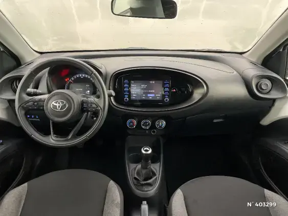 TOYOTA AYGO X - voiture d'occasion - Photo 9