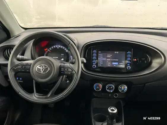 TOYOTA AYGO X - voiture d'occasion - Photo 13