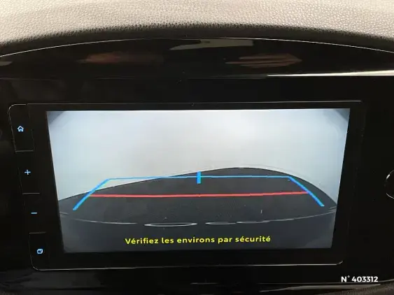 TOYOTA AYGO X - voiture d'occasion - Photo 14