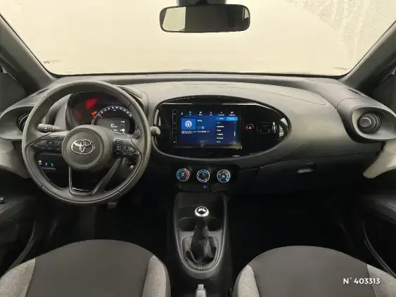 TOYOTA AYGO X - voiture d'occasion - Photo 9