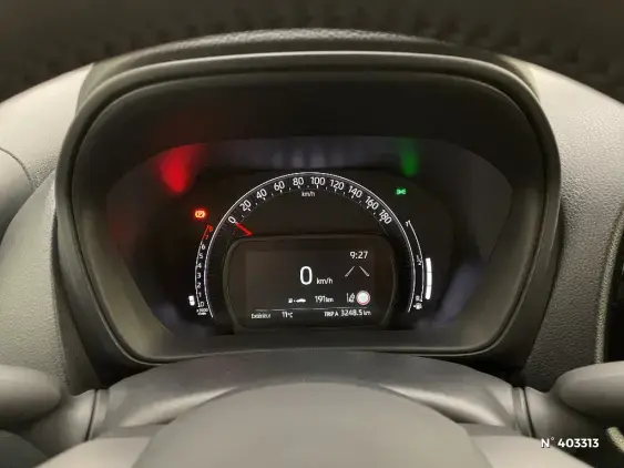 TOYOTA AYGO X - voiture d'occasion - Photo 12