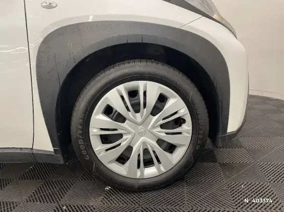 TOYOTA AYGO X - voiture d'occasion - Photo 8