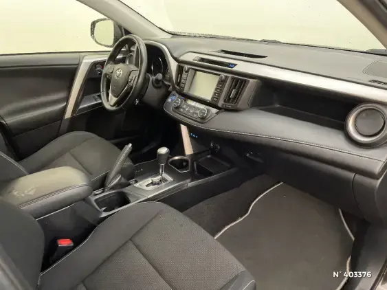 TOYOTA RAV4 IV - voiture d'occasion - Photo 10