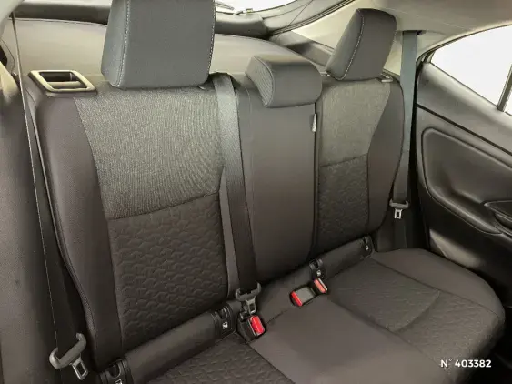 TOYOTA YARIS CROSS I - voiture d'occasion - Photo 11