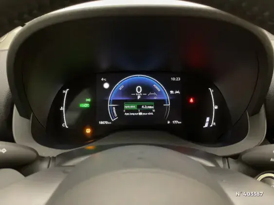 TOYOTA YARIS CROSS I - voiture d'occasion - Photo 12