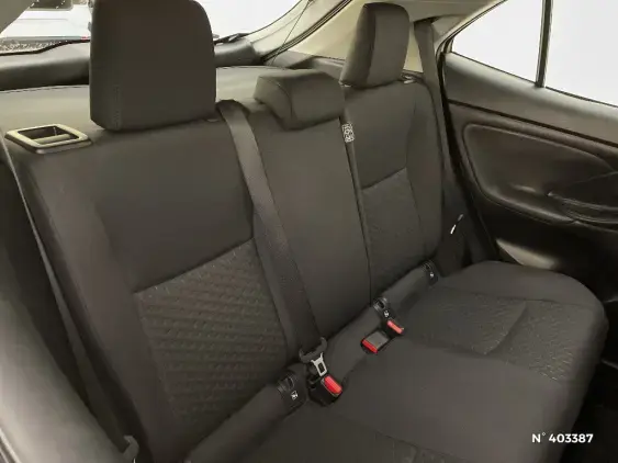 TOYOTA YARIS CROSS I - voiture d'occasion - Photo 11