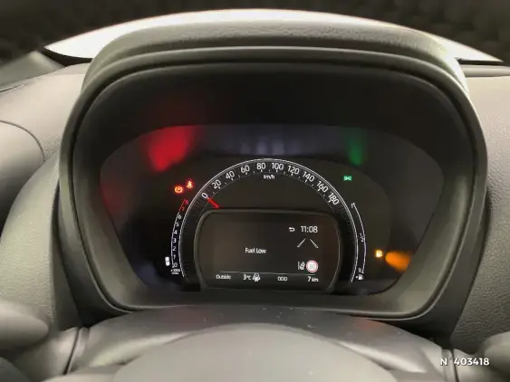 TOYOTA AYGO X - voiture d'occasion - Photo 12