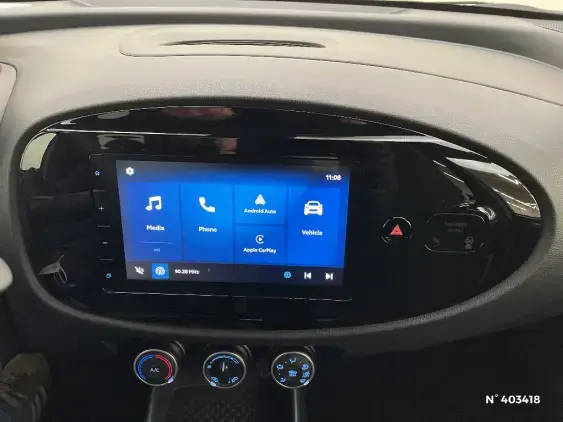 TOYOTA AYGO X - voiture d'occasion - Photo 15