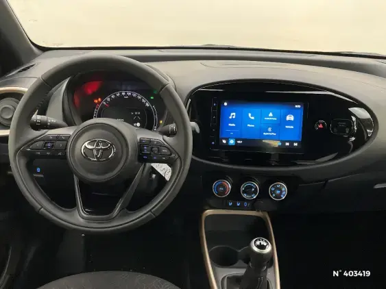 TOYOTA AYGO X - voiture d'occasion - Photo 13