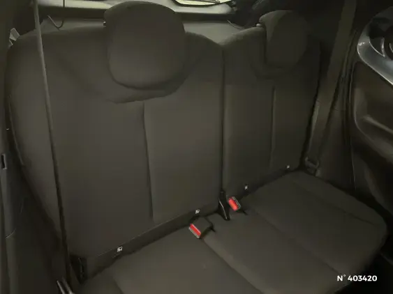 TOYOTA AYGO X - voiture d'occasion - Photo 11