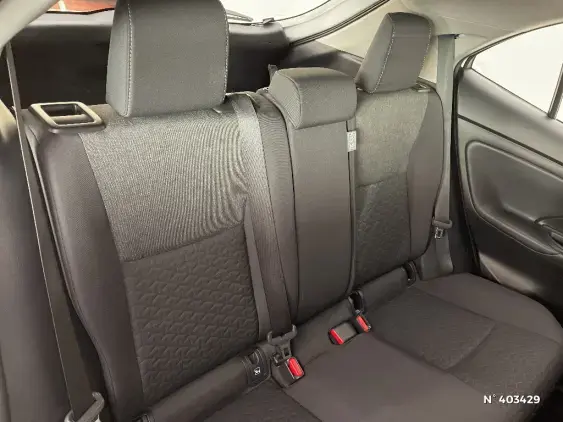 TOYOTA YARIS CROSS I - voiture d'occasion - Photo 11