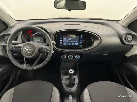 TOYOTA AYGO X - voiture d'occasion - Photo 9