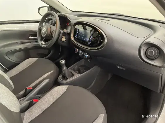 TOYOTA AYGO X - voiture d'occasion - Photo 10