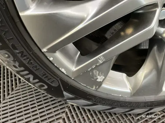 TOYOTA RAV4 V - voiture d'occasion - Photo 26