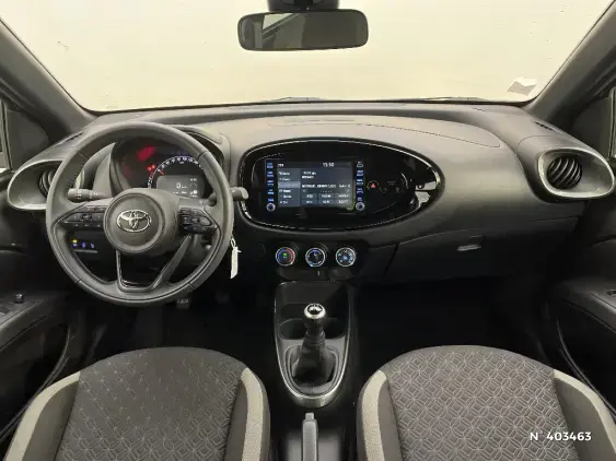 TOYOTA AYGO X - voiture d'occasion - Photo 9