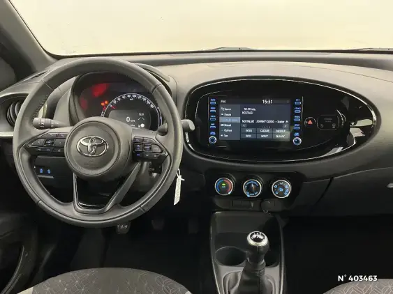 TOYOTA AYGO X - voiture d'occasion - Photo 13